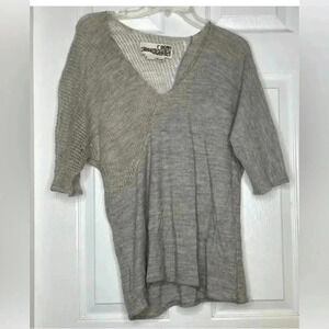 Woman ROGAN Oatmeal Brown V-Neck S/s Thin Open Knit Sweater Sz Small Euc